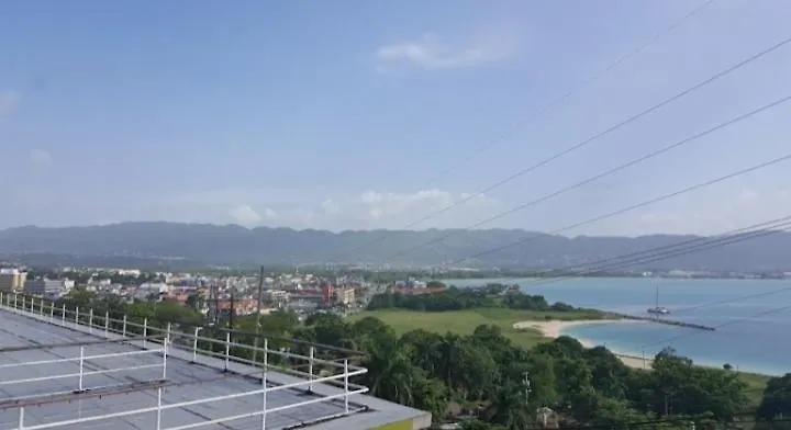 Upper Deck Montego Bay Jamaica Apartman